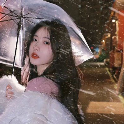 《女王旅途》封面